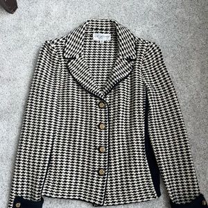 St John jacket size 8